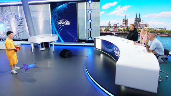 Elyas Fakhri vor der DSDS-Jury