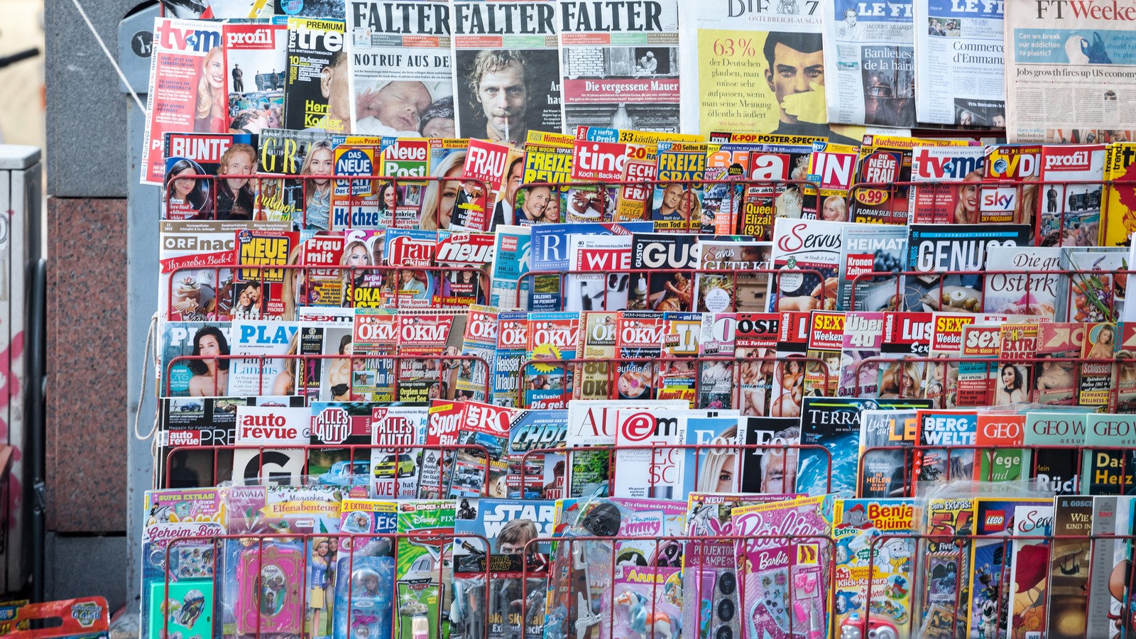 Aus für "BRAVO", "InTouch" & Co.: Bauer Media Group macht fast alle Websites dicht! 61 Zeitungen