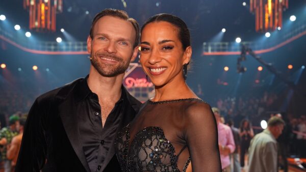 Nadja Benaissa und Vadim Garbuzov bei "Let's Dance" 2026