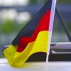 Deutschlandfahne am Auto