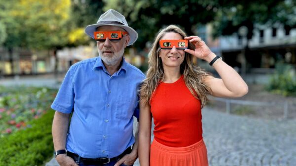Totale Sonnenfinsternis über Mallorca: Hier wird das Spektakel live im TV übertragen 26 Harald Lesch und Jasmina Neudecker