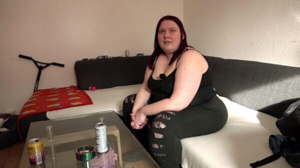 "Hartz und herzlich“: Lena plant Neustart mit skurriler WG-Idee 27 Lena aus "Hartz und herzlich"