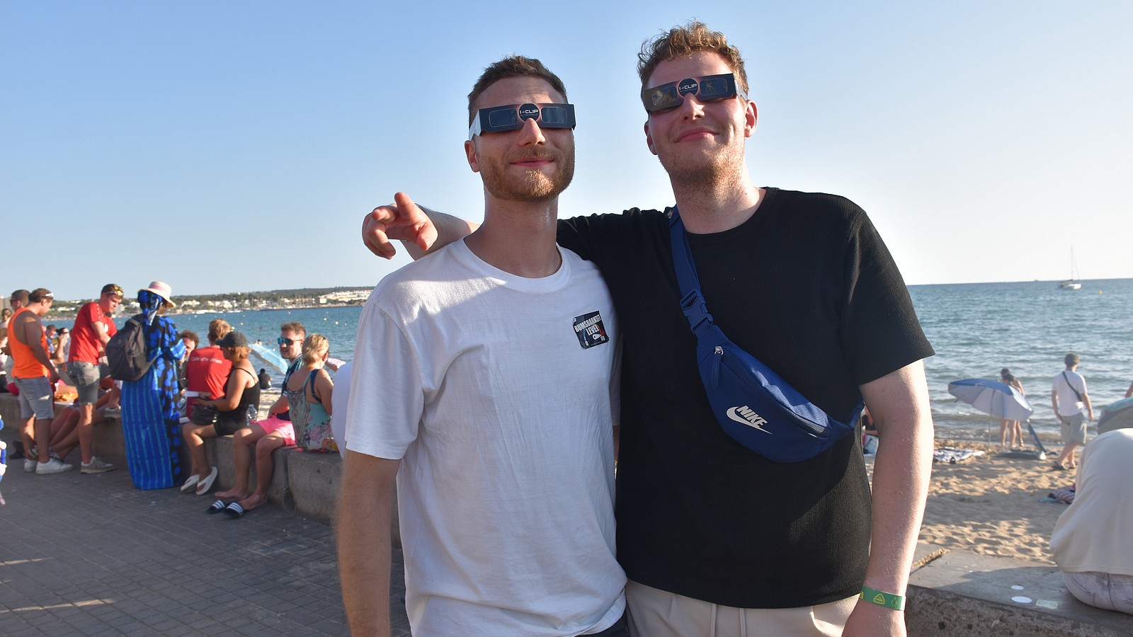 KUKKSI war vor Ort: So erlebte Mallorca die totale Sonnenfinsternis 72 Phillip und Christian