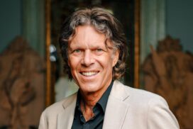 "Die Verräter"-Star Urs Meier: Darum ging die Schiedsrichter-Legende ins Reality-TV 62 „Die Verräter“-Star Urs Meier: Darum ging die Schiedsrichter-Legende ins Reality-TV