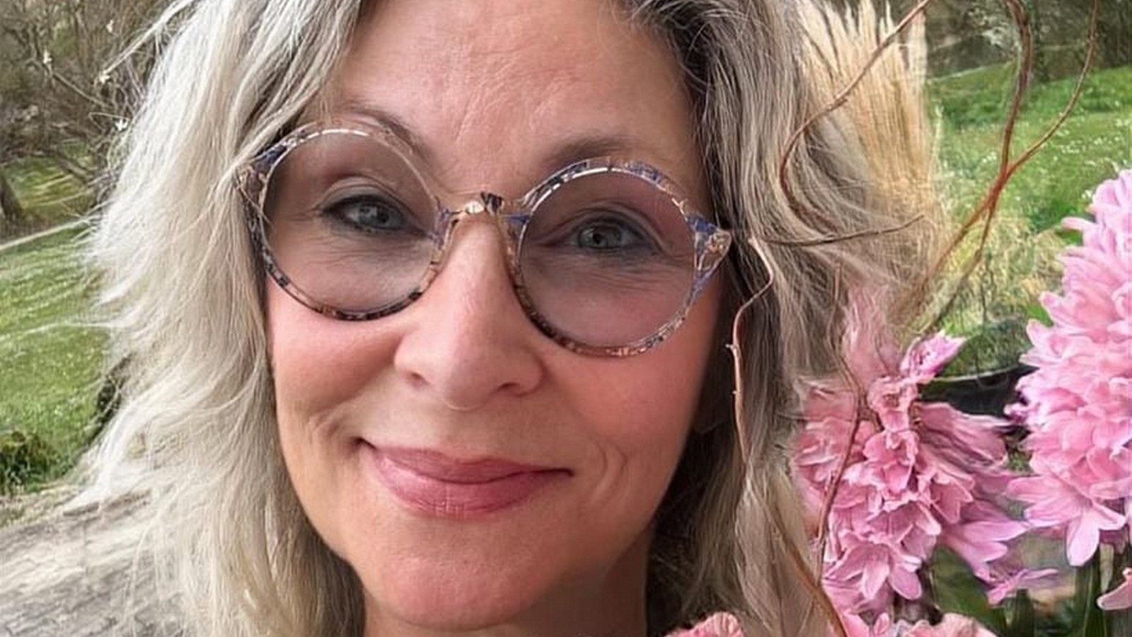 Überraschungs-Auftritt am Ballermann: Schlager-Ikone Claudia Jung tritt im Megapark auf 61 Claudia Jung