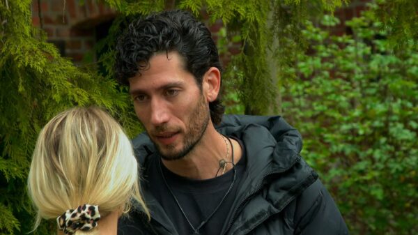 Sanitäter-Einsatz im "Sommerhaus der Stars": Ferry Pall bangt um seine Hoden 26 Ferry Pall und Kathy Hartlieb im "Sommerhaus der Stars" 2026