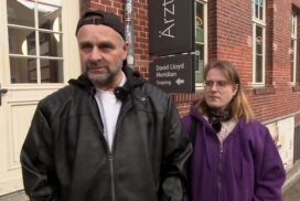 "Hartz Rot Gold": Ungeborenes Baby hat einen Herzfehler - und Jessica raucht in Schwangerschaft einfach weiter 64 „Hartz Rot Gold“: Ungeborenes Baby hat einen Herzfehler – und Jessica raucht in Schwangerschaft einfach weiter