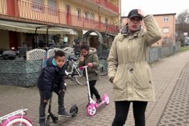"Hartz und herzlich": Bürgergeld-Empfängerin Janine gibt 400 Euro für Geschenke aus 62 „Hartz und herzlich“: Bürgergeld-Empfängerin Janine gibt 400 Euro für Geschenke aus