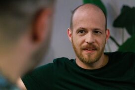 "Unter uns"-Stars verlieren ihren Job: "Ich weiß nicht, wie ich jetzt meine Familie ernähren soll" 62 „Unter uns“-Stars verlieren ihren Job: „Ich weiß nicht, wie ich jetzt meine Familie ernähren soll“