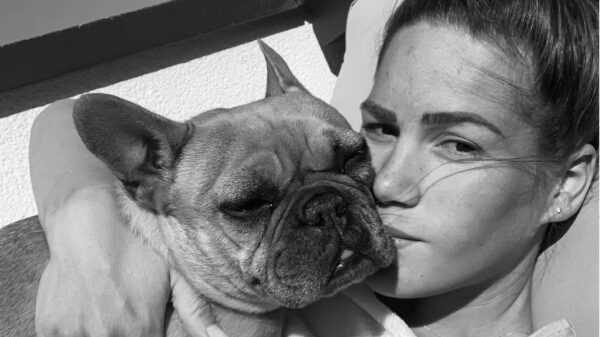 Nach Louis' Tod: Angelina Pannek trauert um Hündin Lotti 21 Angelina Pannek