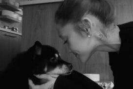 "Werde dich jeden Tag vermissen": Ariana Grande trauert um ihre verstorbene Hündin Coco 62 „Werde dich jeden Tag vermissen“: Ariana Grande trauert um ihre verstorbene Hündin Coco
