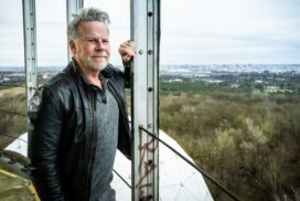 Ehe-Aus, Sohn Jánik und sein Leben abseits der Kamera: So tickt Jenke von Wilmsdorff privat 62 Ehe-Aus, Sohn Jánik und sein Leben abseits der Kamera: So tickt Jenke von Wilmsdorff privat