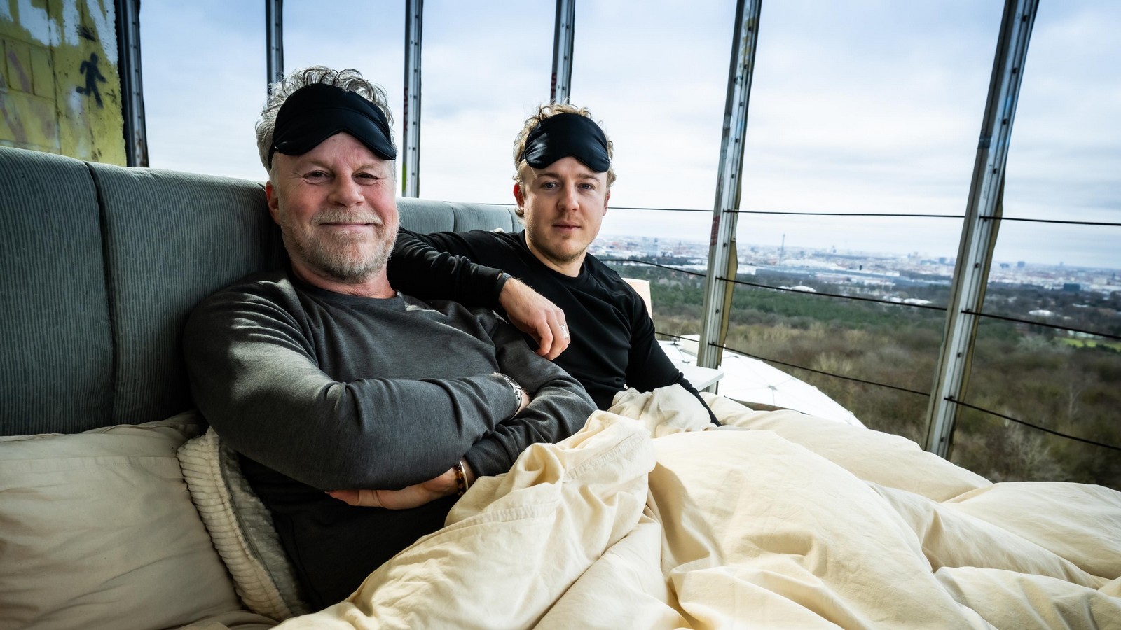 Ehe-Aus, Sohn Jánik und sein Leben abseits der Kamera: So tickt Jenke von Wilmsdorff privat 72 Jenke von Wilmsdorff und Sohn Jánik und sein Sohn