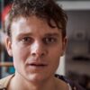 Schauspieler Johannes Hegemann fordert: "Es muss eine klare Abgrenzung zur AfD geben" 42 Johannes Hegemann in "Olivia"