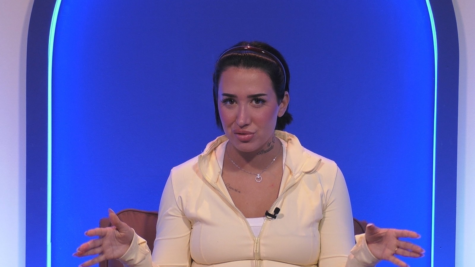 „Promi Big Brother“ 2026: Francesca Morgese spricht über tragischen Krebstod ihrer Mutter 72 Francesca Morgese bei "Promi Big Brother" 2026