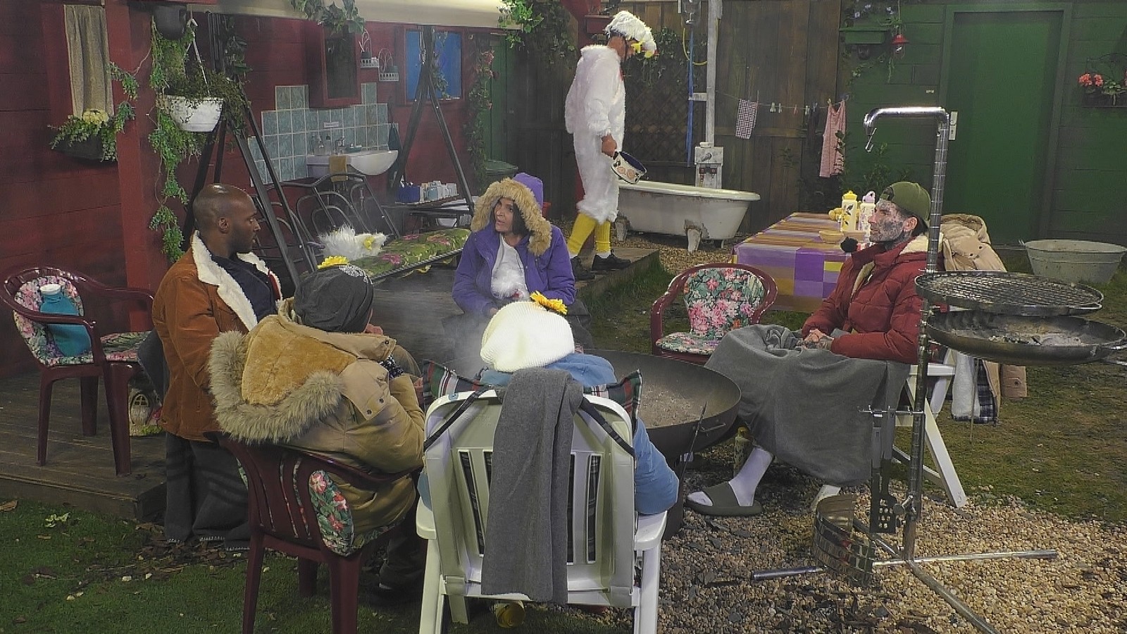 „Promi Big Brother“ 2026: Heftiger Zoff um Godfrey Egbon – plötzlich stellen sich alle gegen ihn 73 "Promi Big Brother" 2026