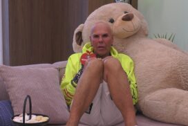 „Promi Big Brother“ 2026: Redo sorgt mit Sex-Spruch für Eklat – Nadja Benaissa geht auf die Barrikaden