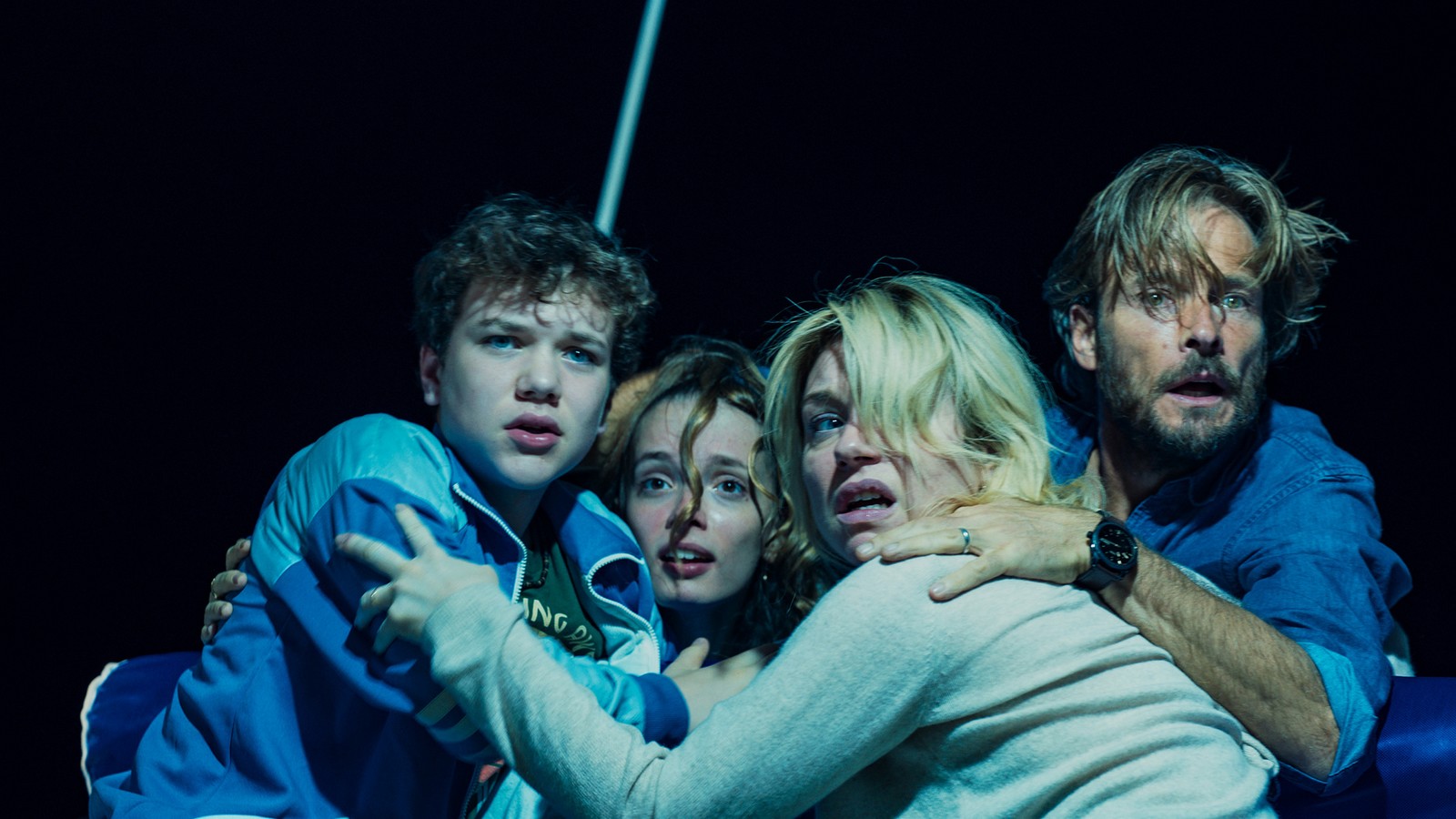 Heute erstmals im TV: Darum geht es in dem Survival-Thriller "Survive - Gestrandet im Ozean" 72 "Survive - Gestrandet im Ozean"