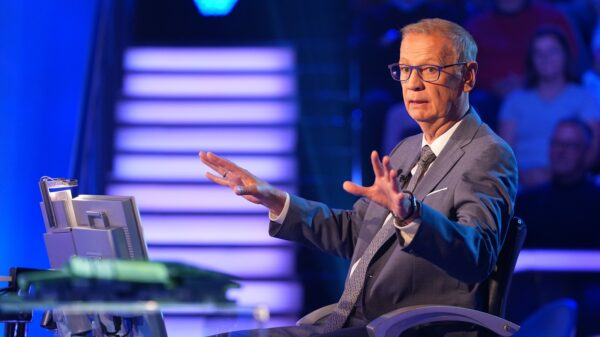 „Wer wird Millionär?“: Kandidatin war Domina – mit diesem Geständnis verblüfft sie Günther Jauch 6 Günther Jauch bei "Wer wird Millionär?"